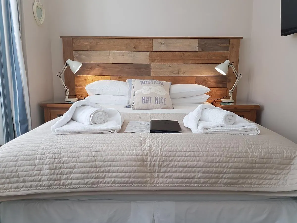 Beach Lodge Bournemouth 0*,  United Kingdom