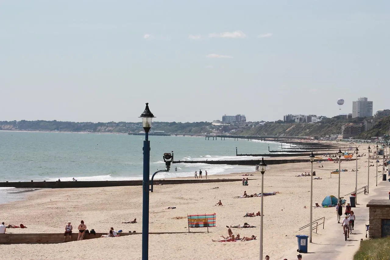 Bed & Breakfast Beach Lodge Bournemouth